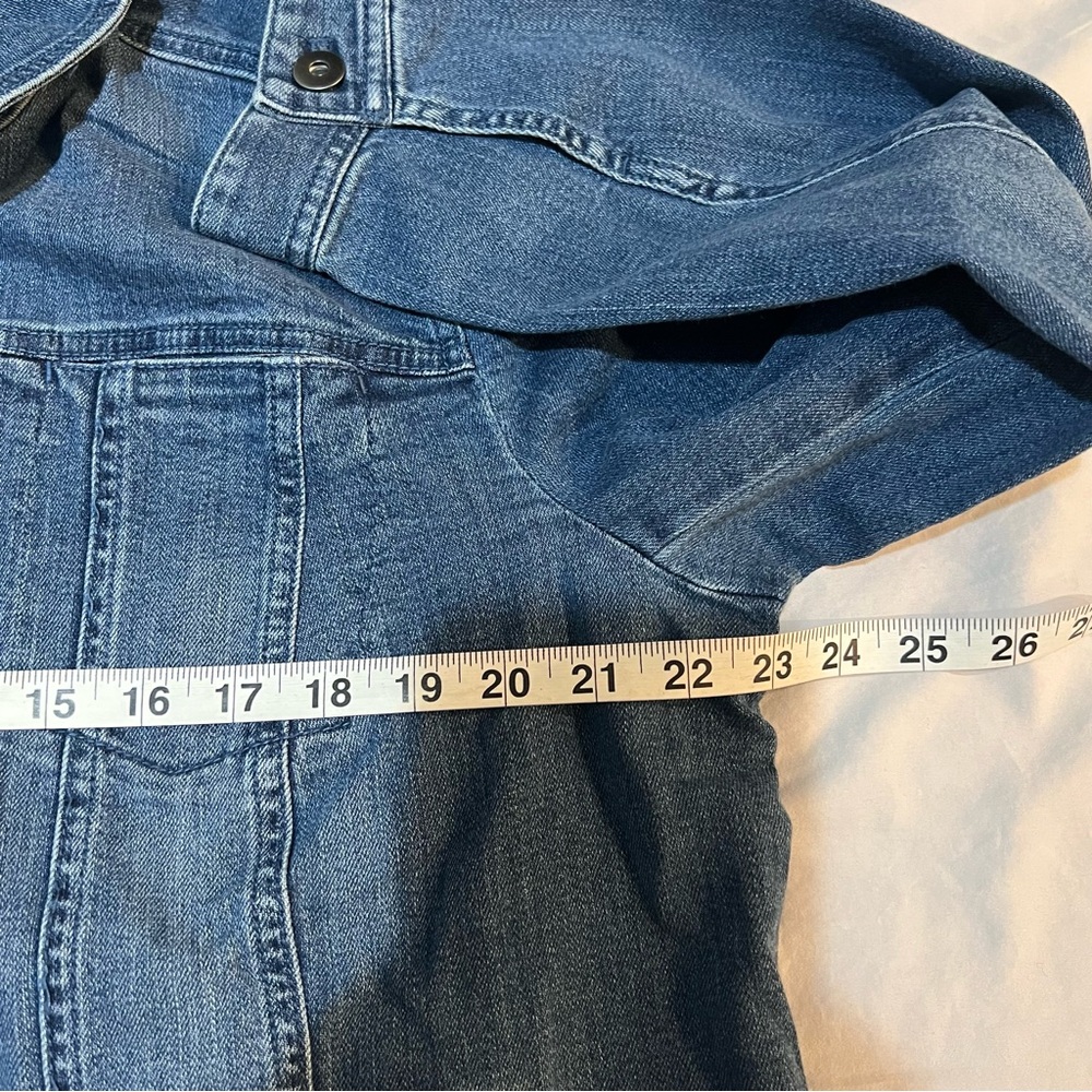 J. Jill Denim Classic Button-Front Jacket in "Seamst Wash" Size 1X Stretch - Picture 9 of 11